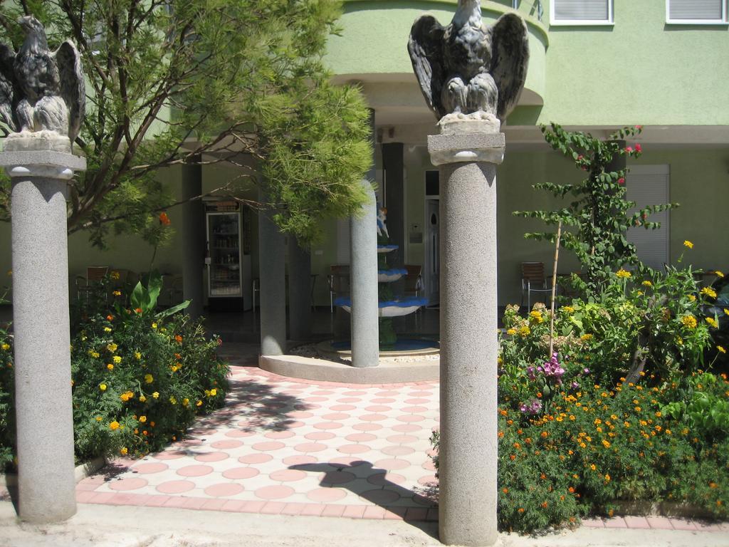 Guest House Vila Mimoza Ulcinj Exterior foto
